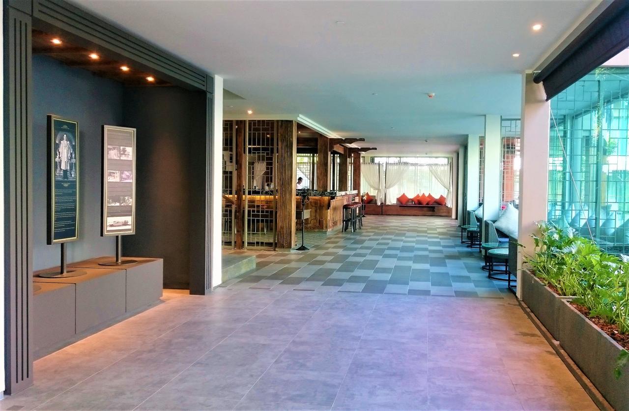 Fusion Suites Phuket Patong Kültér fotó The interior of the hotel