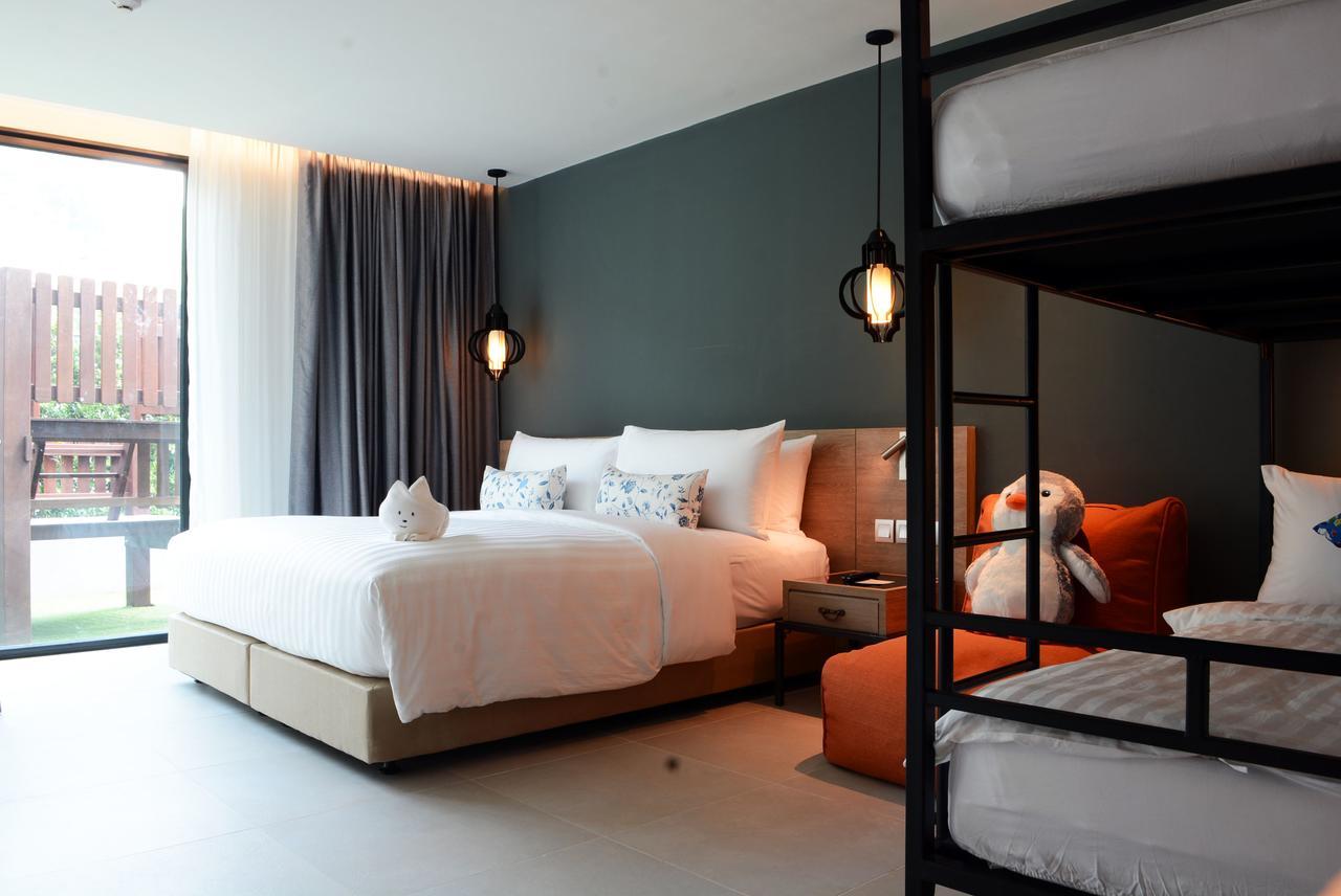 Fusion Suites Phuket Patong Kültér fotó Family room at The Base