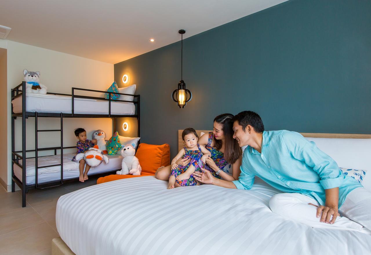 Fusion Suites Phuket Patong Kültér fotó Family room at the hotel